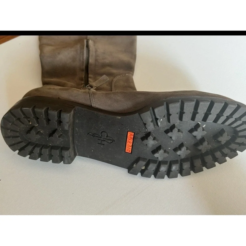 Nike Boots Waterproof‎ Size 10